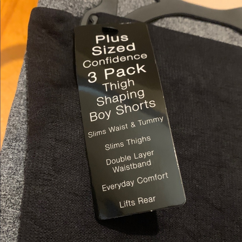 NWT BeBe Size 1X 3 Pack Hi-Waisted Seamless Thigh Shaping Boy Shorts - Picture 3 of 7